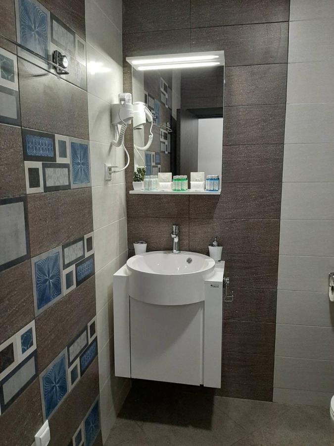 Apartamento Апаратамент Deluxe1 Saints Constantine and Helena Exterior foto