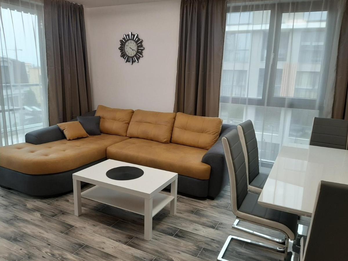 Apartamento Апаратамент Deluxe1 Saints Constantine and Helena Exterior foto
