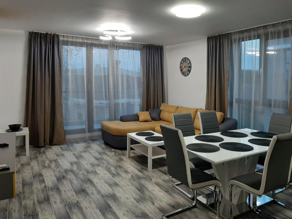 Apartamento Апаратамент Deluxe1 Saints Constantine and Helena Exterior foto