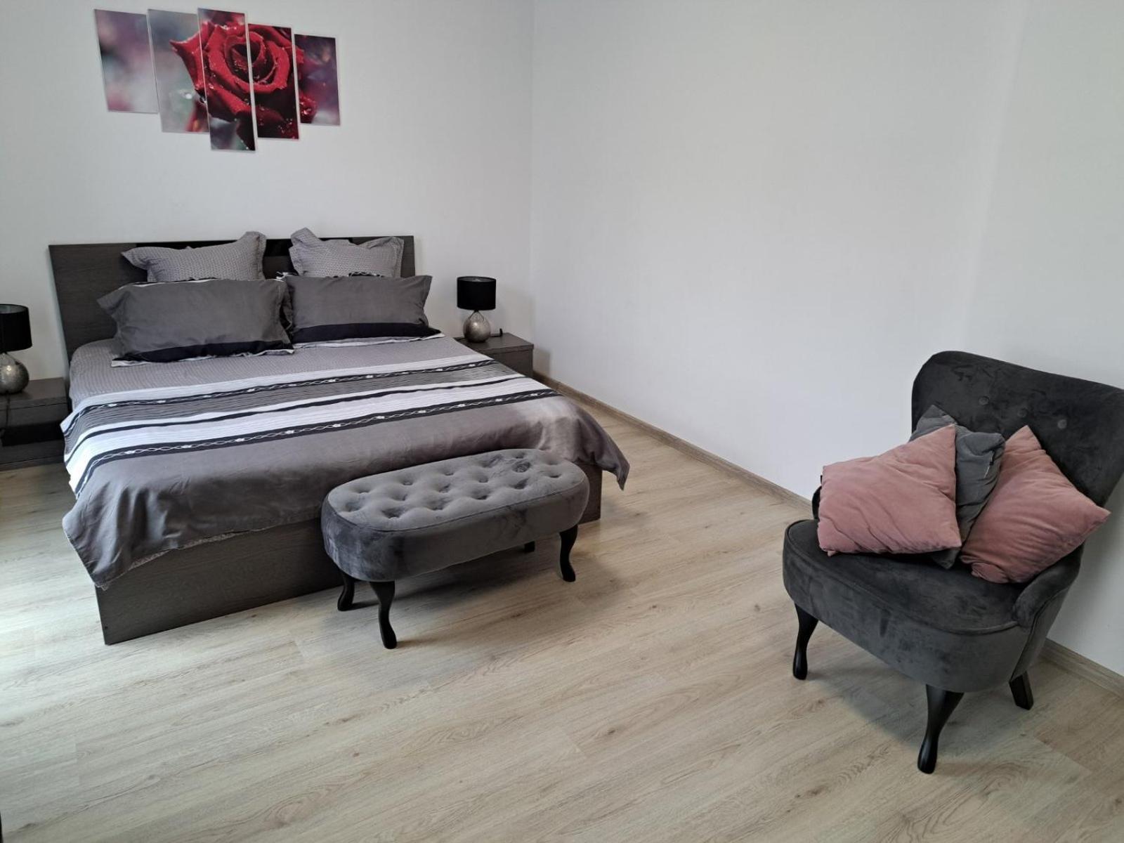 Apartamento Апаратамент Deluxe1 Saints Constantine and Helena Exterior foto